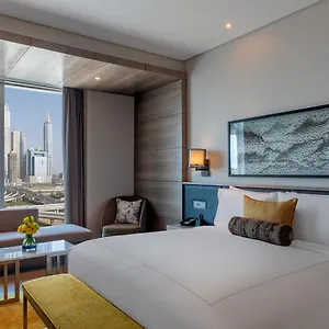 Taj Jumeirah Lakes Towers מלון